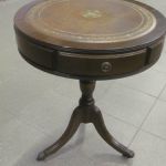 663 8215 LAMP TABLE